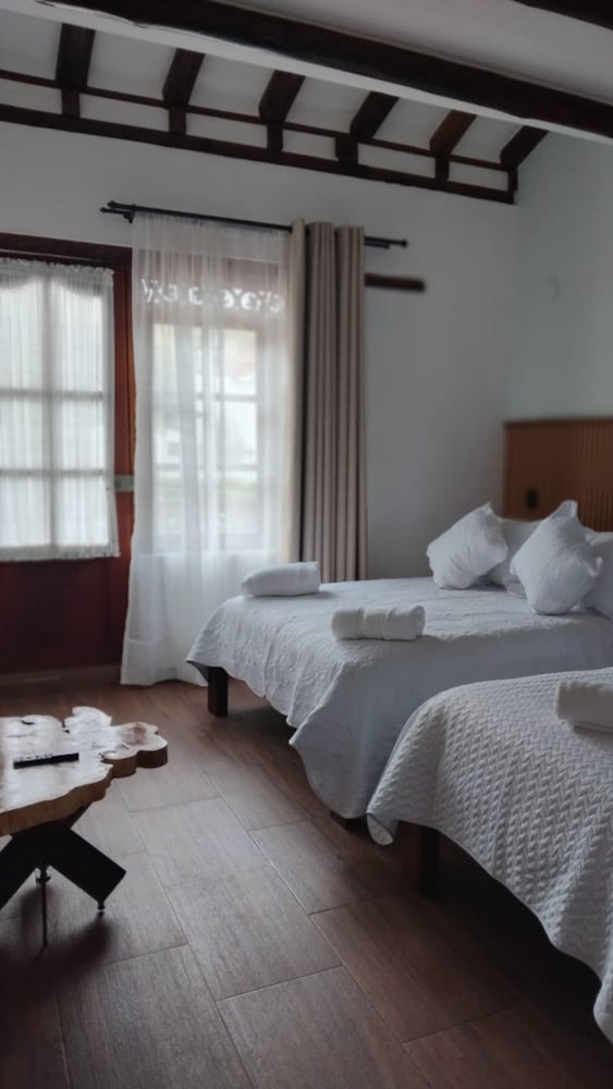 Hotel Boutique Cenit 17/49