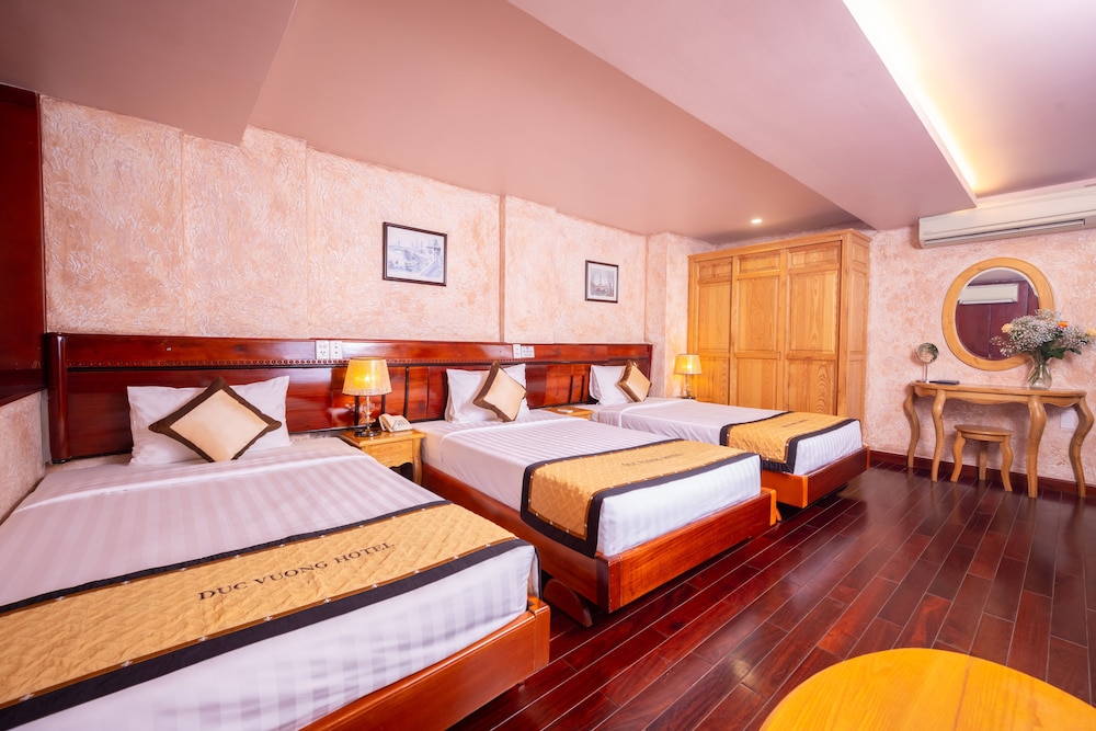 Duc Vuong Hotel 12/86