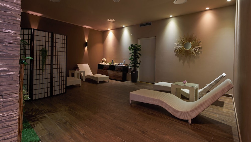 Boutique Hotel Life 28/50