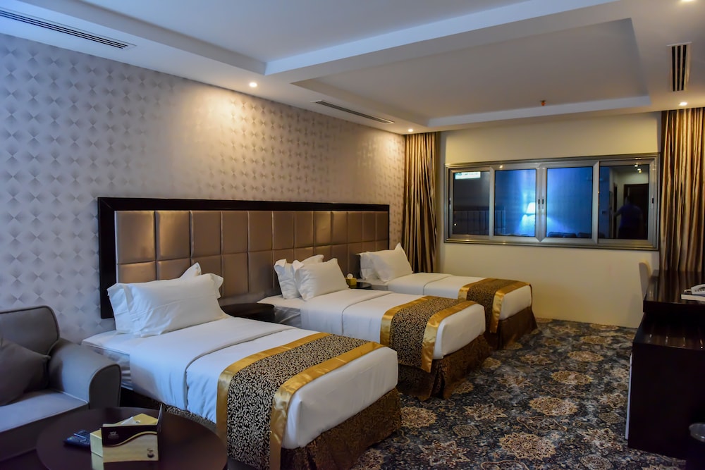 فندق اللوتس(Lotus Hotel) 18/47