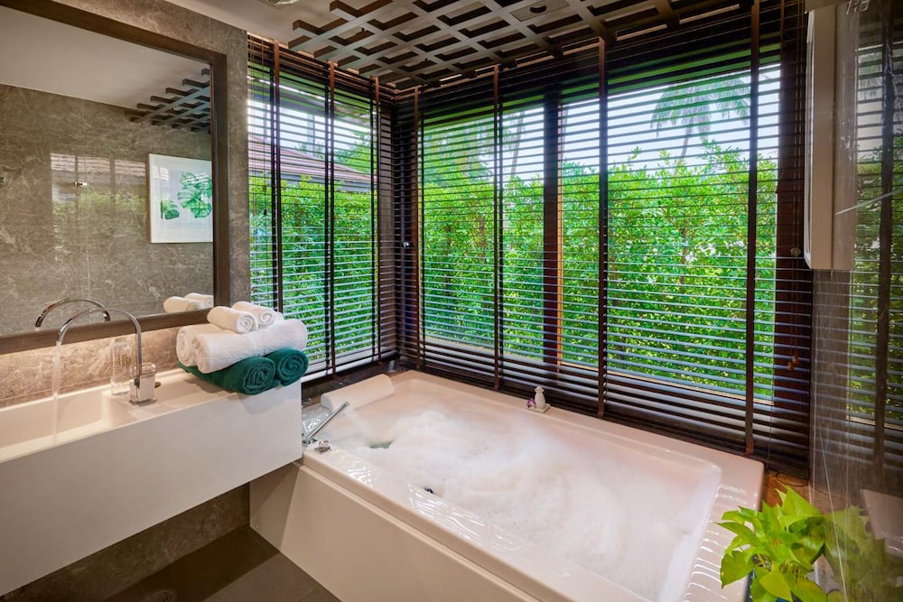 Khanom Beach Resort and Spa 39/68