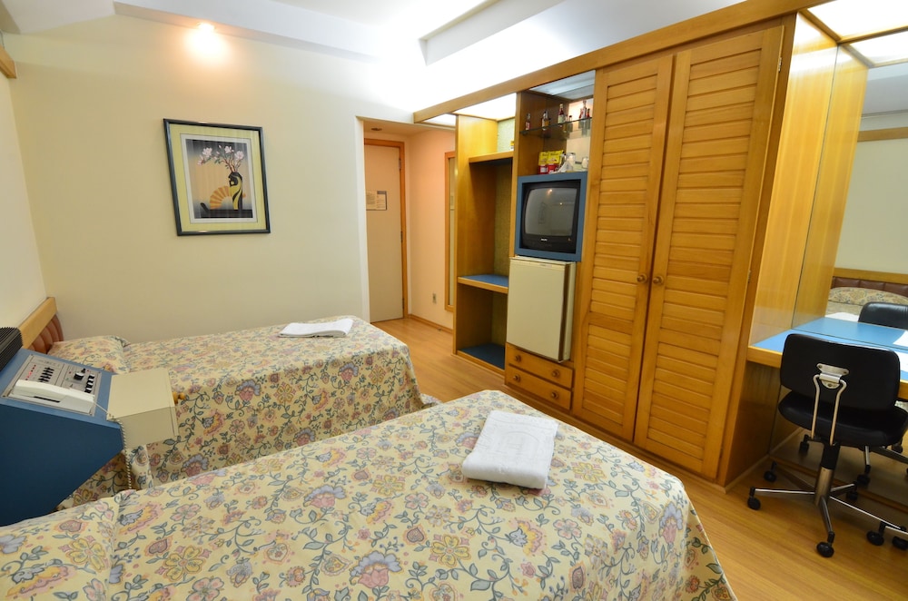 Hotel Gran Corona 30/30