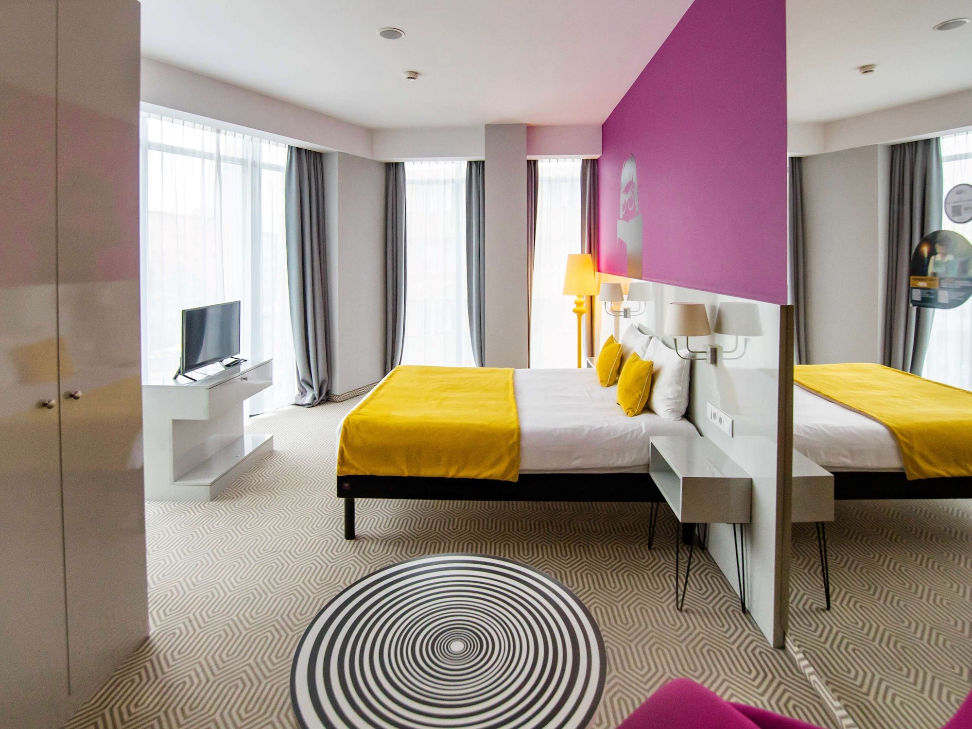STANDARD, DOUBLE BED