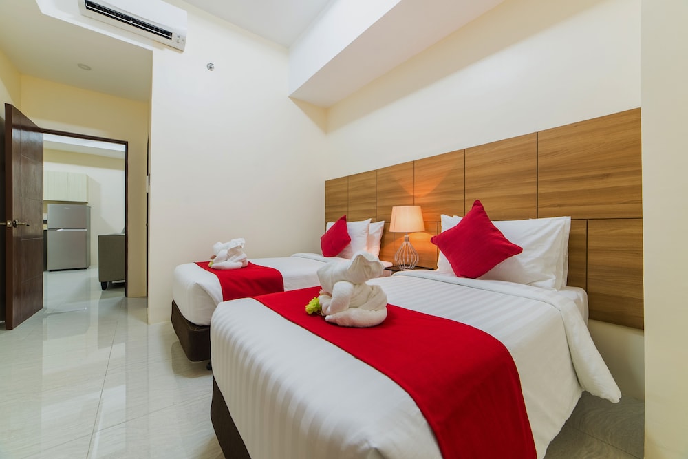 Eastland Hotel and Residences 17/39