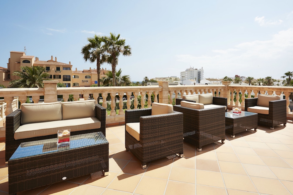 Grupotel Macarella Suites and Spa 35/51