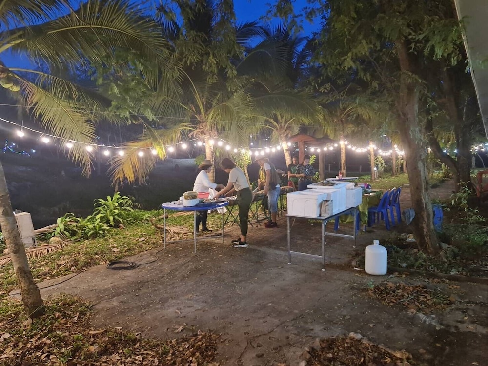 Suan Phueng Pa Wai Resort 18/50