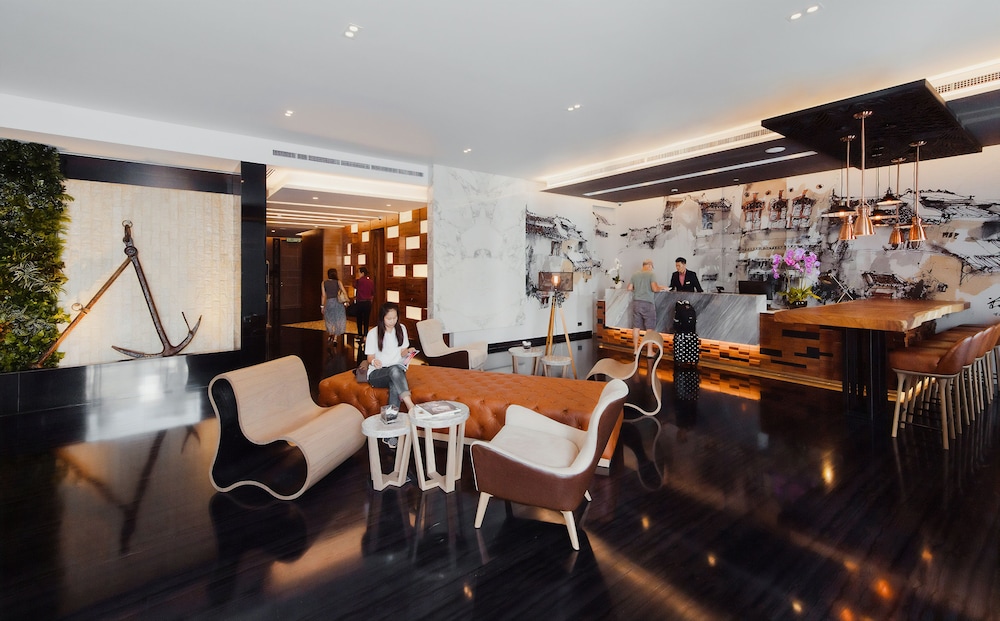 VICTORIA GARDEN HOTEL 36/50