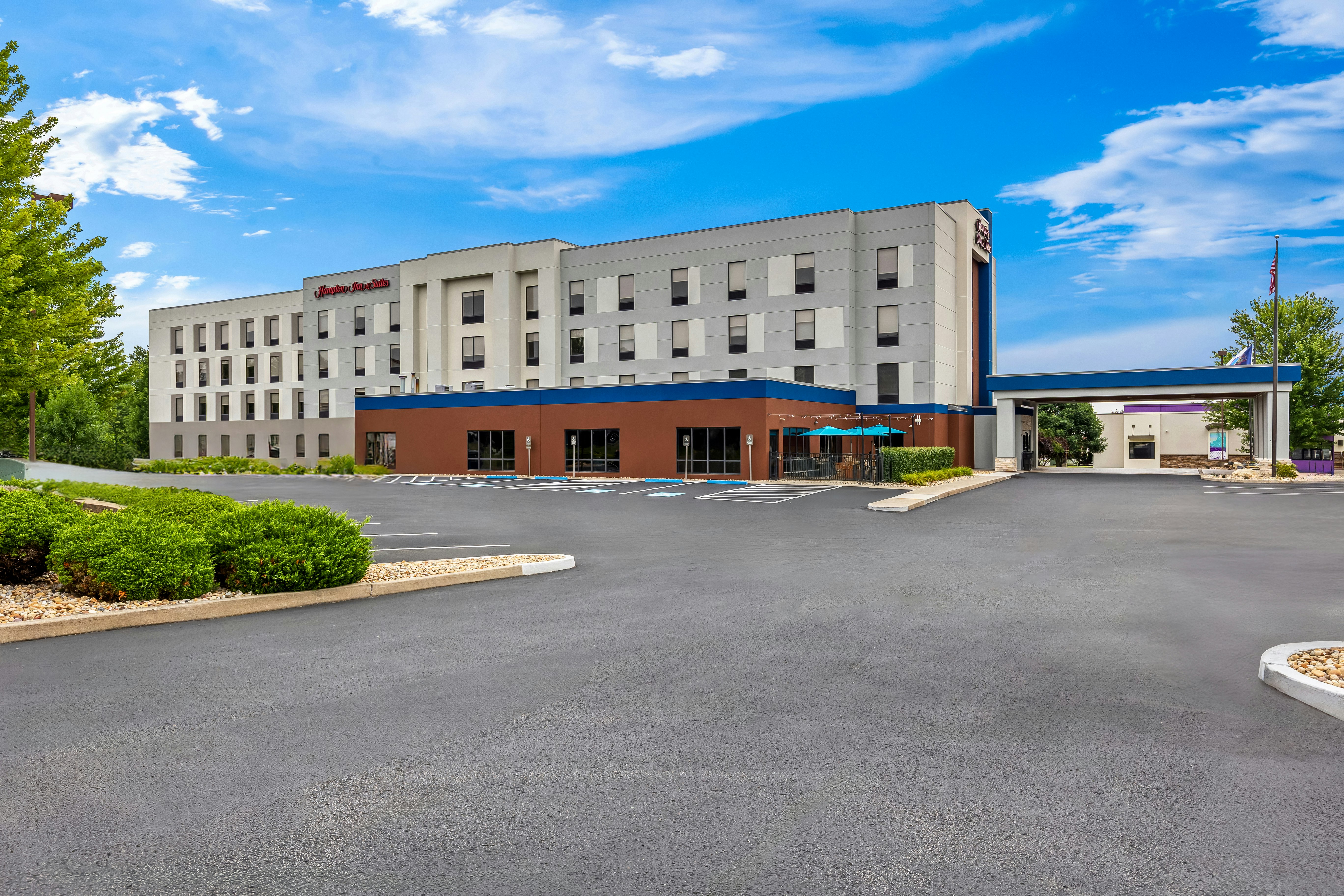 Hampton Inn & Suites Grove City 38/39