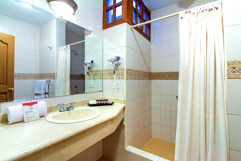 Hotel Rincon De Puembo, Bw Signature Collection 10/47