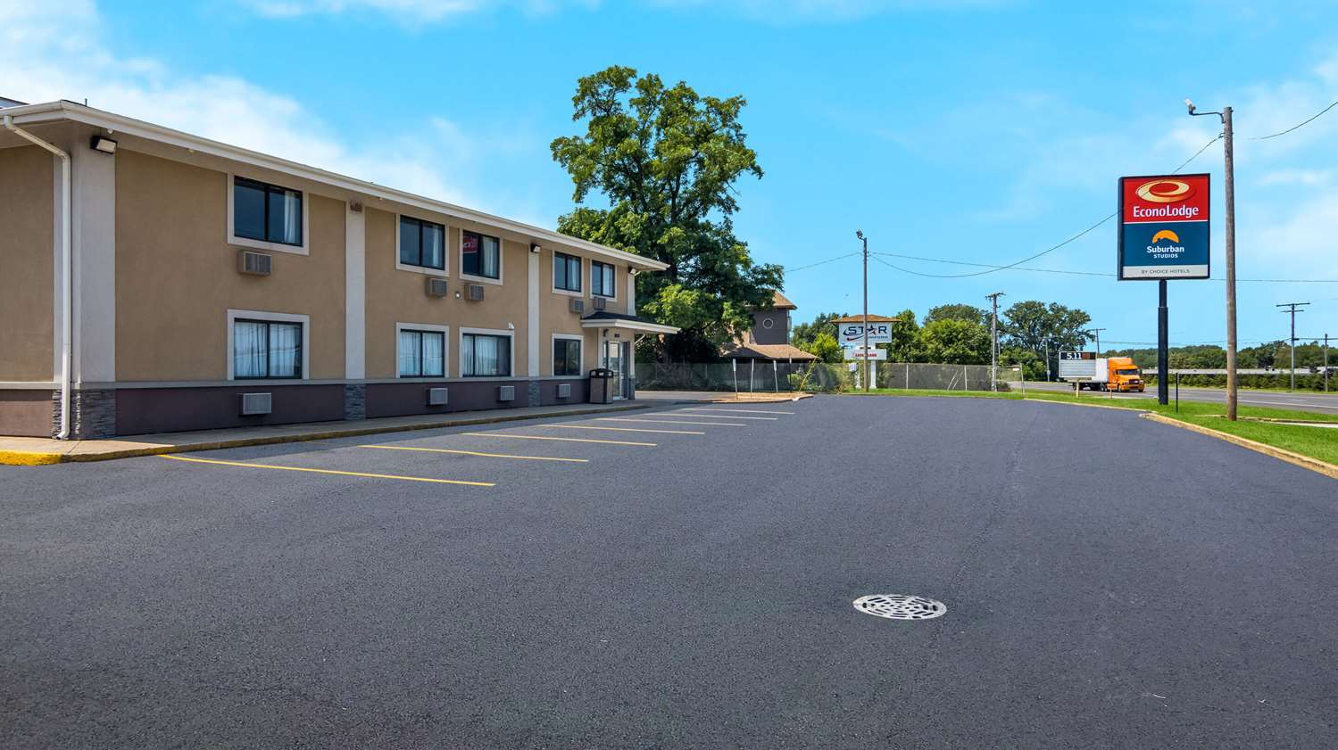 Suburban Studios Portage, IN 8/10