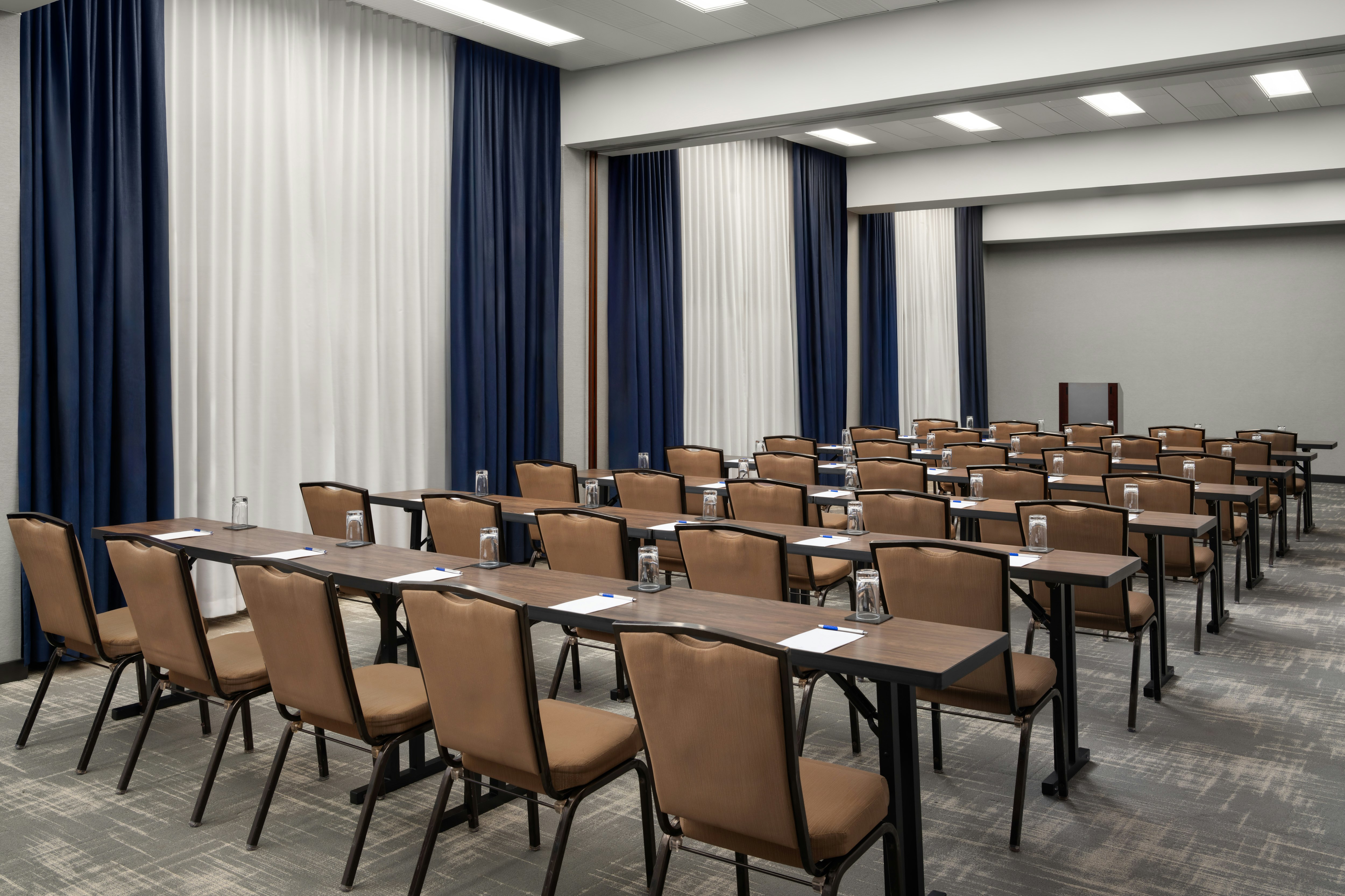 Millennium Hilton New York ONE UN Plaza 55/72