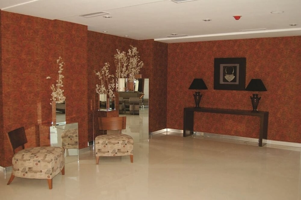 De La Cite Hotel 1/21