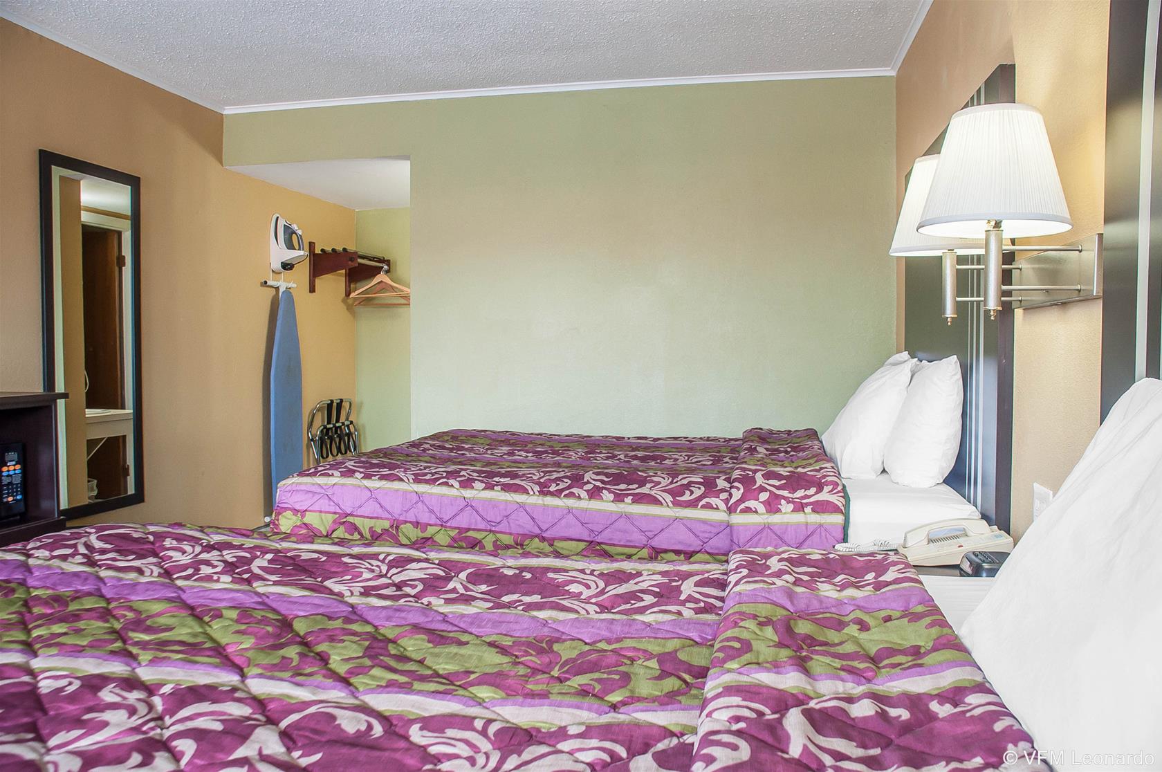 Rodeway Inn Suites Amherst 12/25