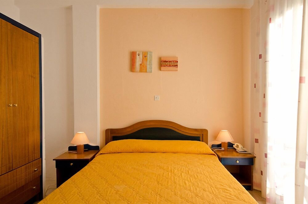 Delphi Resort 19/66