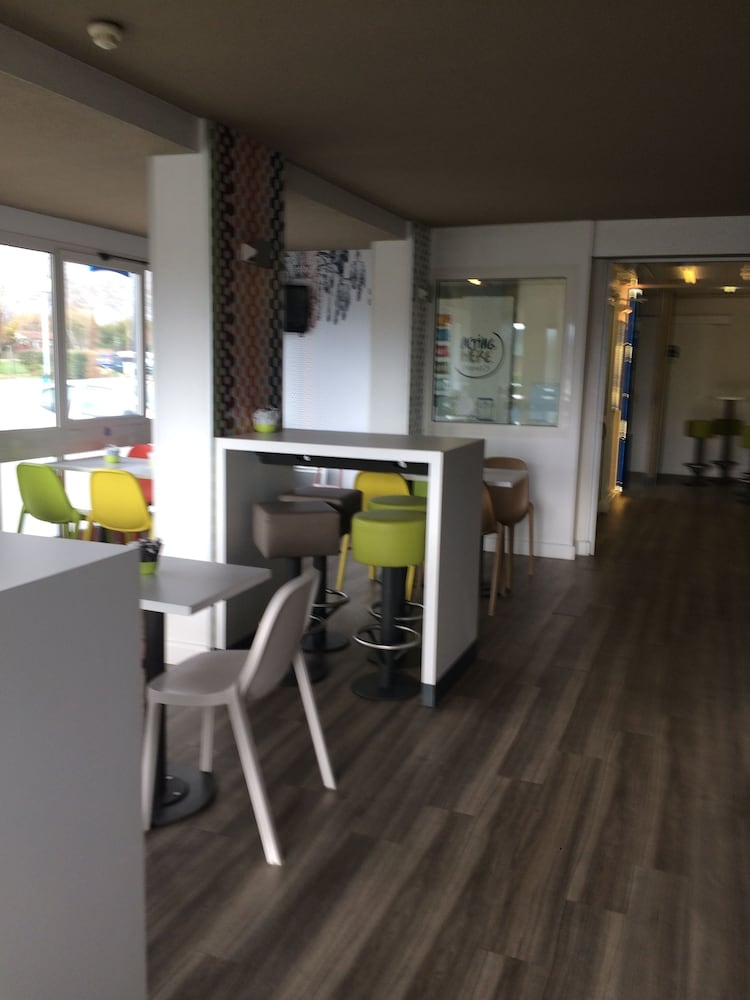Ibis Budget Rochefort 39/50