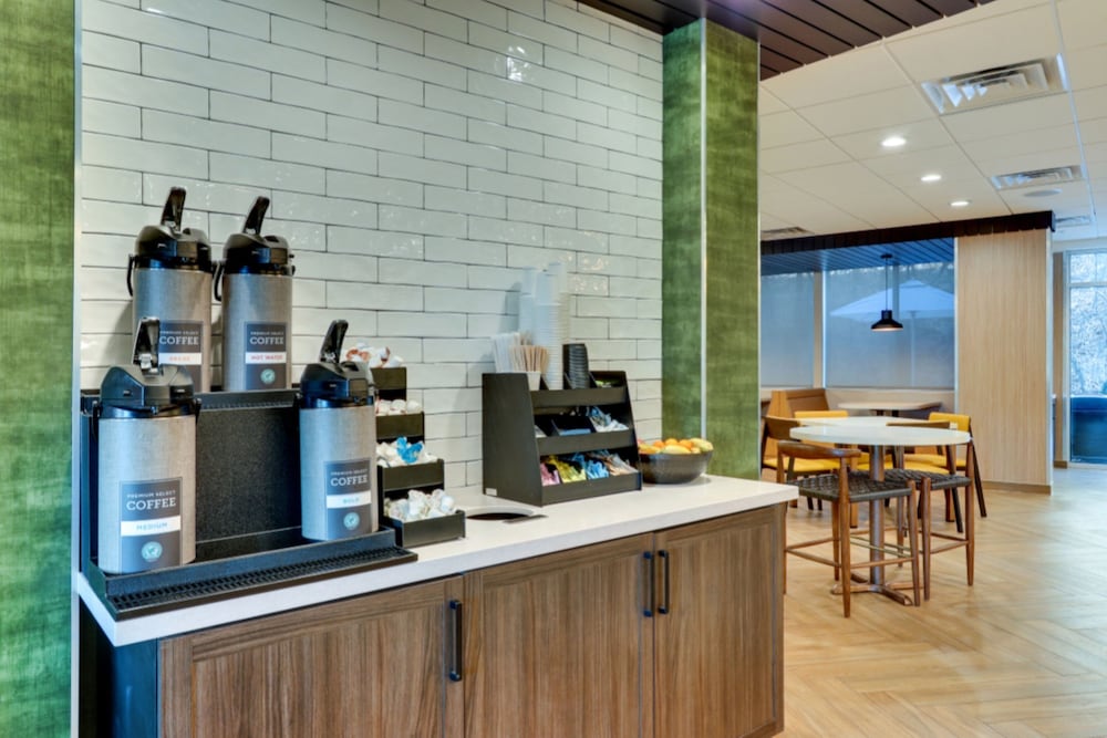 Fairfield Inn & Suites by Marriott Dalton 4/19