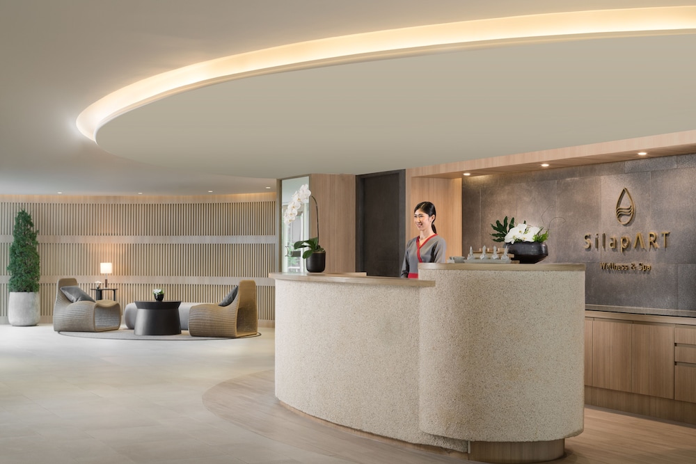 Avani Ratchada Bangkok Hotel 10/67