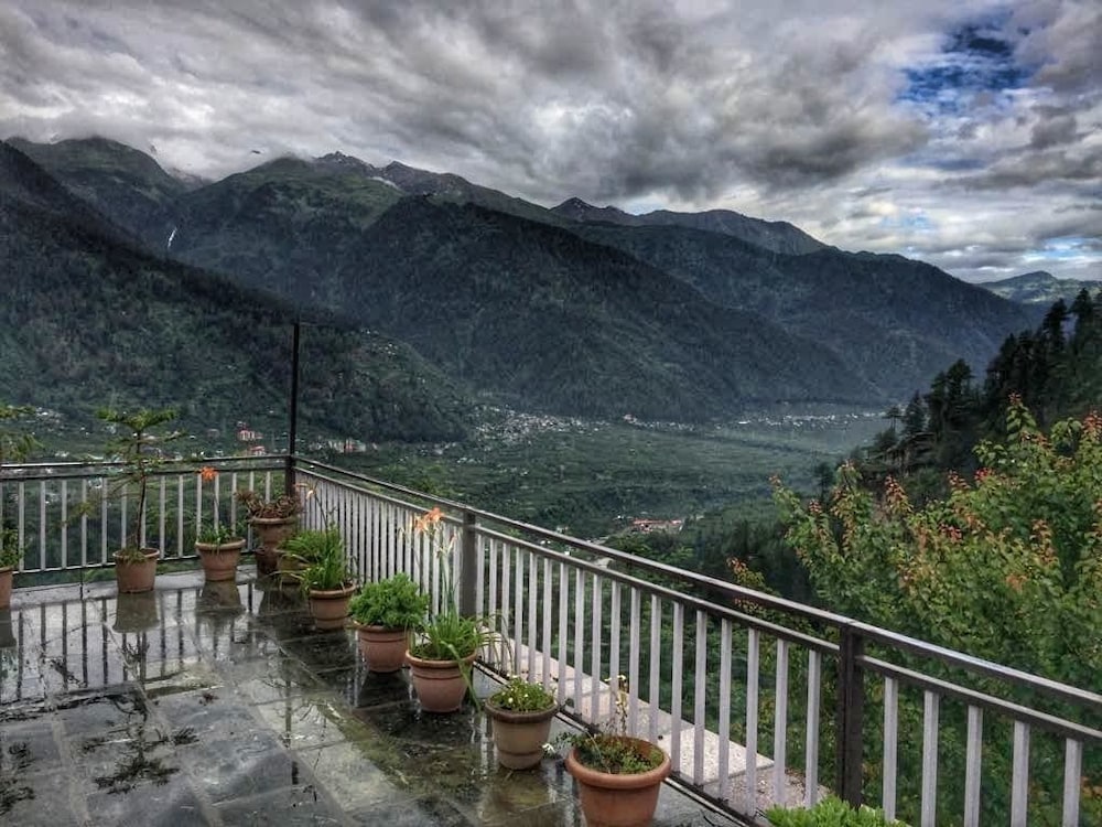 Devdhar Hilltop Cottages 26/31