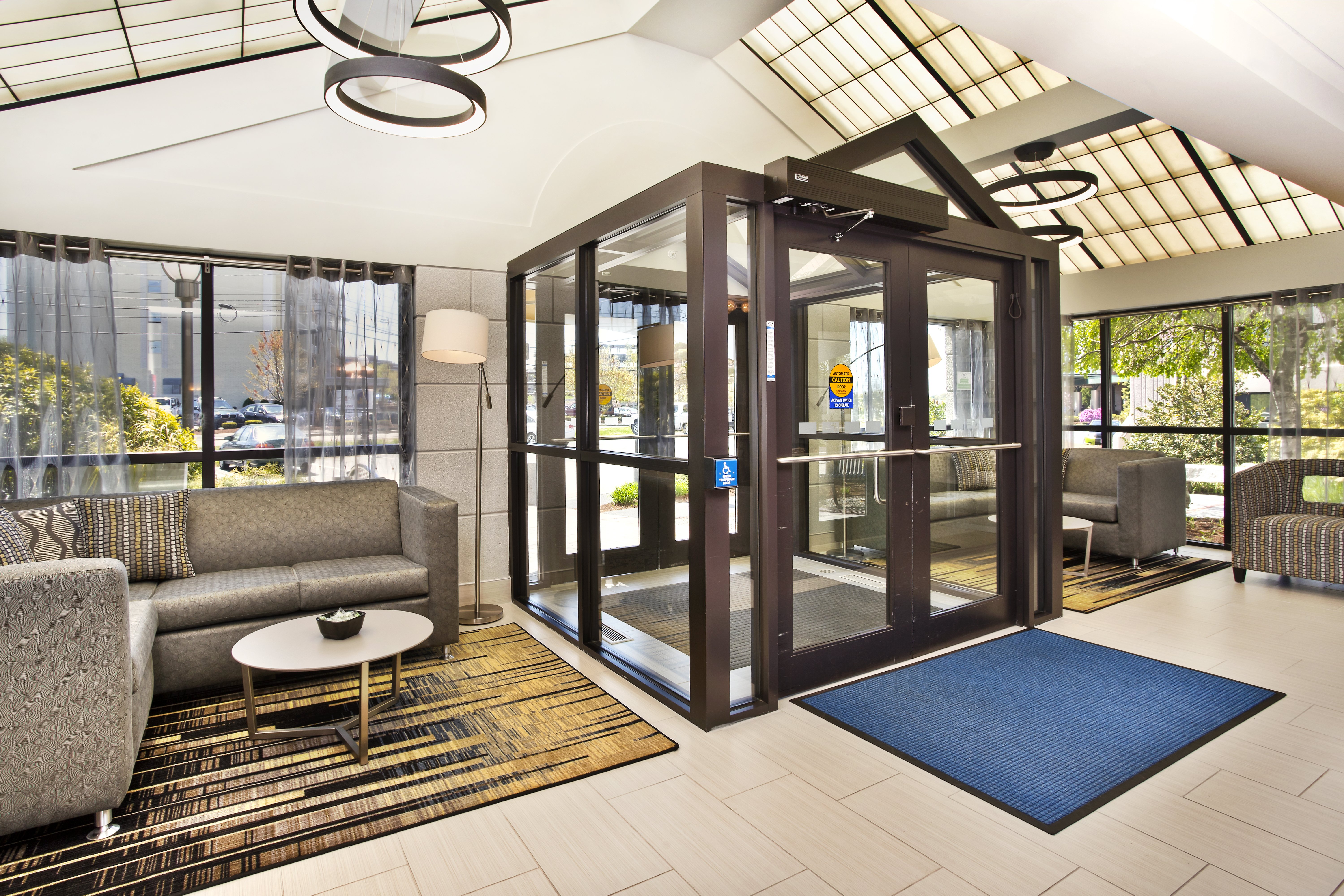 Holiday Inn Express Boston-Waltham 28/44