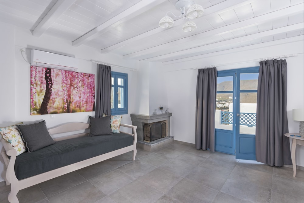 Aegean Sea Villas 25/50
