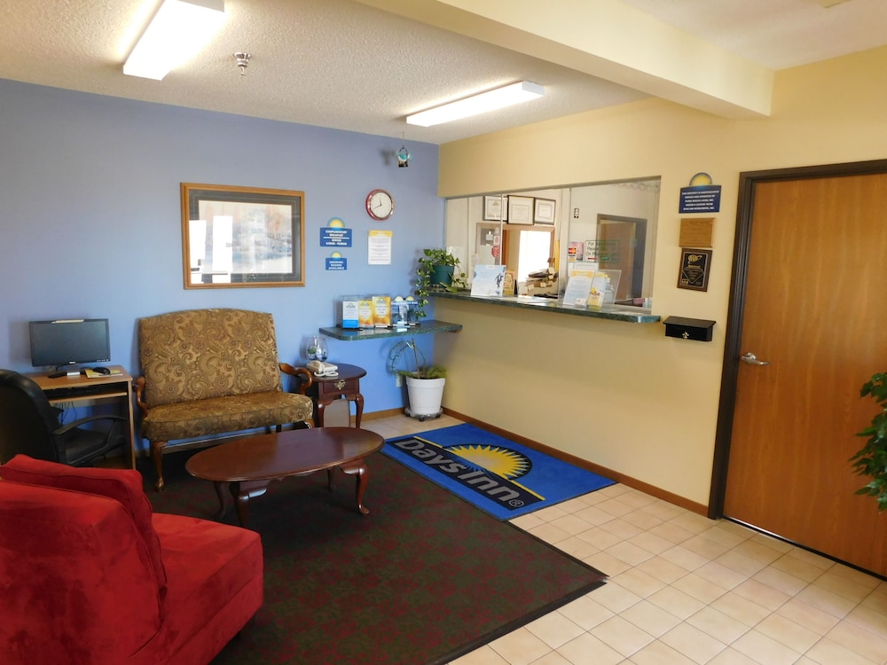 Days Inn by Wyndham Lexington NE 40/46