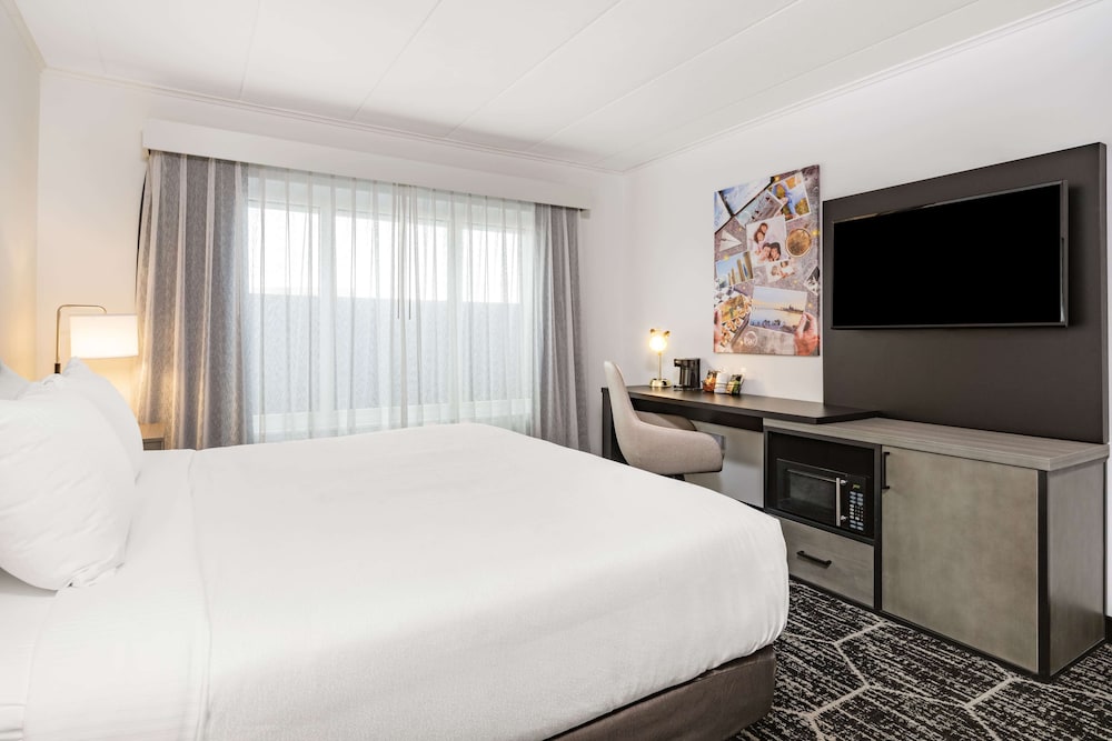 La Quinta by Wyndham Chicago O'Hare Airport 12/30