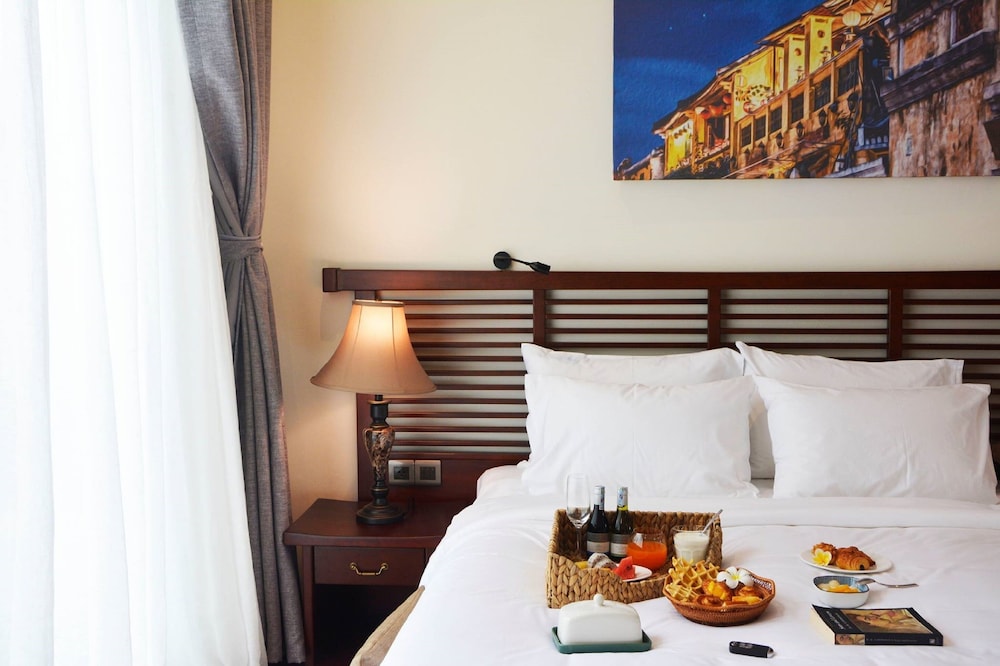 Silk Sense Hoi An River Resort 33/88