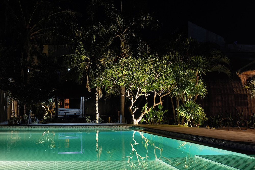 GiliPaddy Resort 56/65