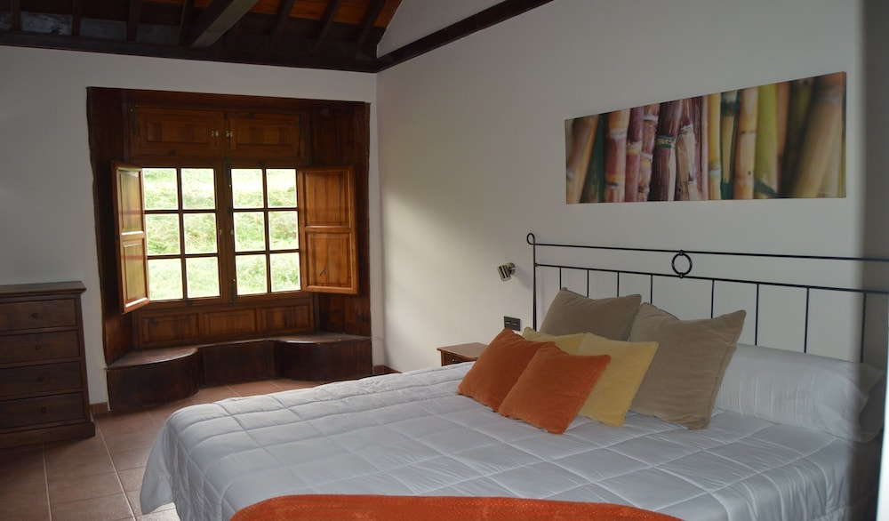 Casablanca Hotel Rural 24/65