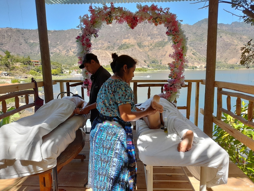 ECO HOTEL UXLABIL ATITLAN 23/49