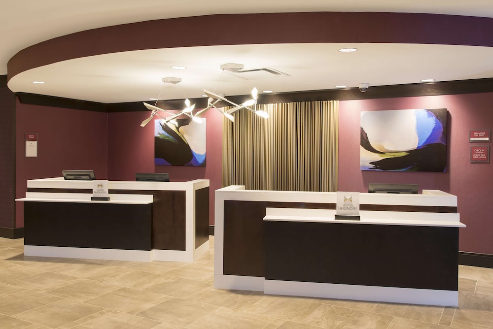 DoubleTree by Hilton Hotel Schenectady 7/51
