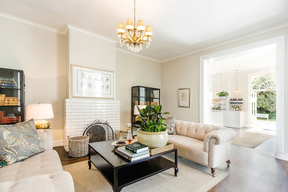River Manor Boutique Hotel 37/58