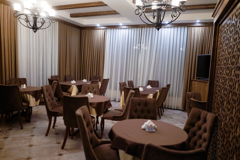 Maajid Hotel 42/50
