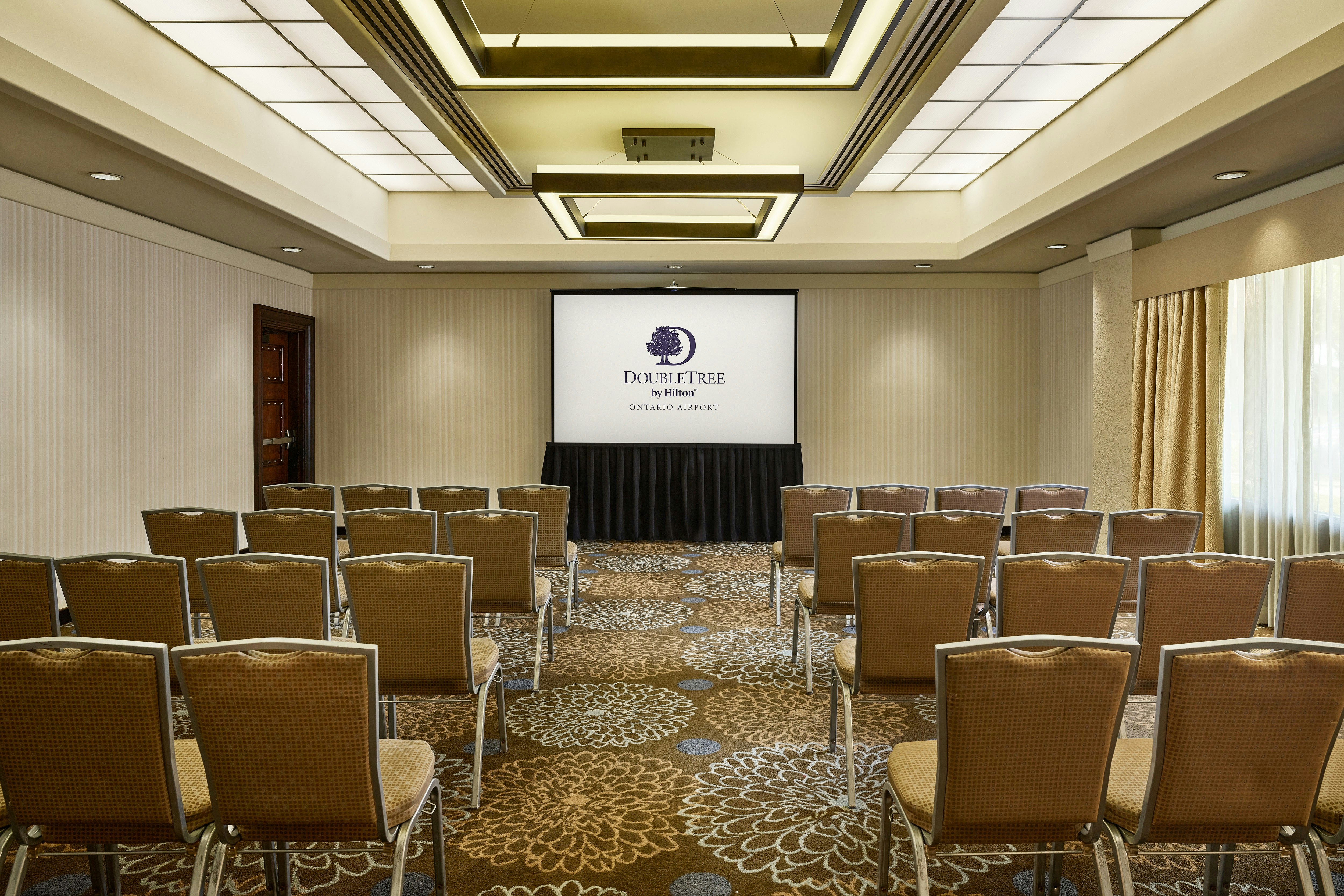 DoubleTree by Hilton Hotel Ontario Airport 48/62