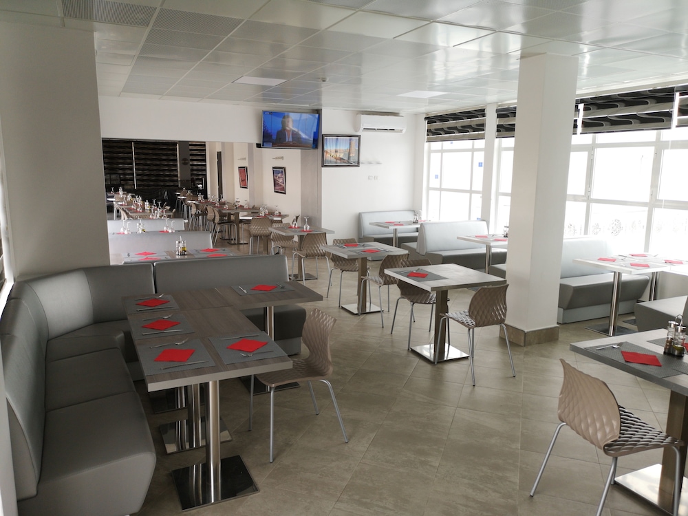 Nouakchott Hotel 35/50