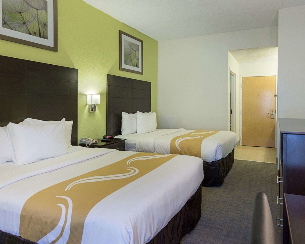 Quality Inn Richmond Airport 15/37