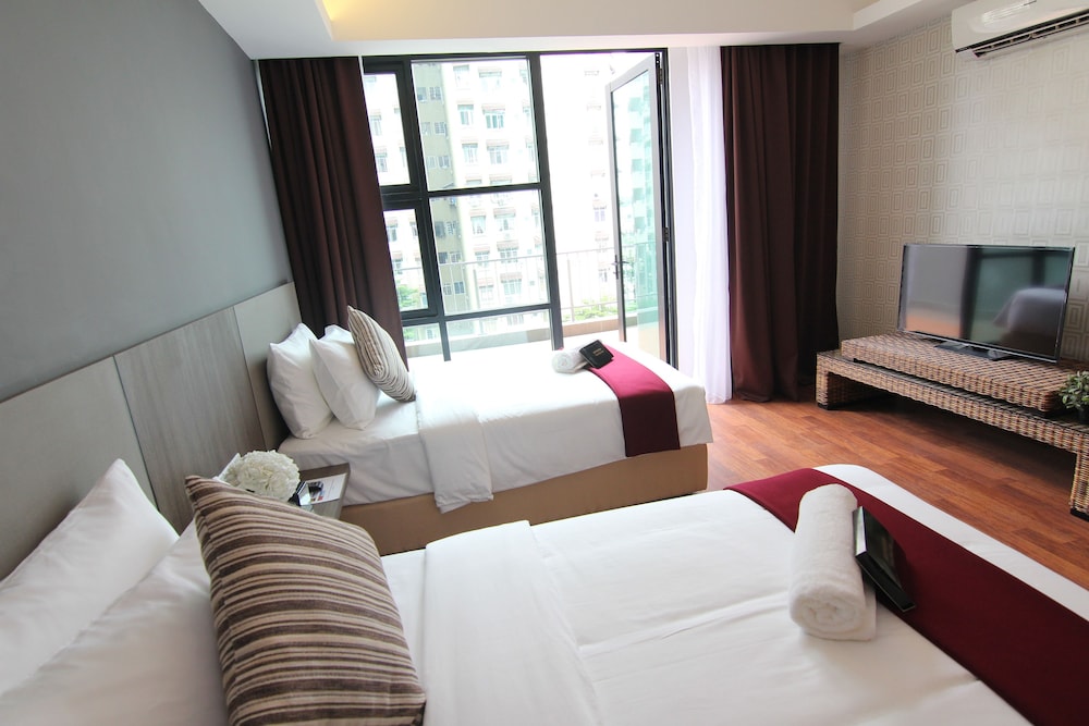 Nexus Regency Suites & Hotel 17/69