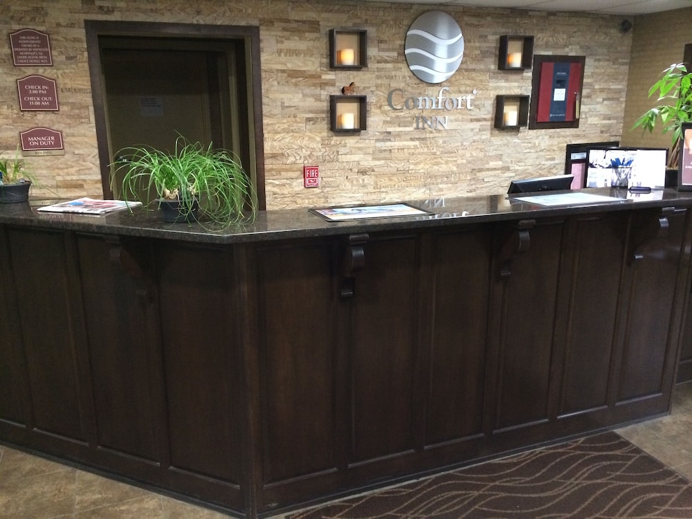 Comfort Inn Jackson I-40 6/33