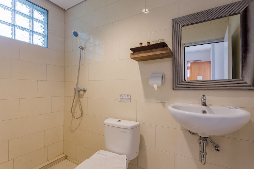 Kakul Villas & Suites 81/82