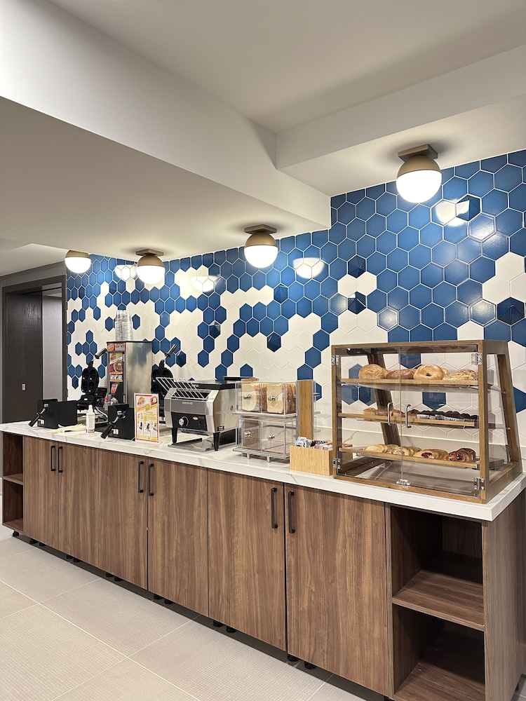 La Quinta Inn by Wyndham Columbia NE / Fort Jackson, SC 39/55