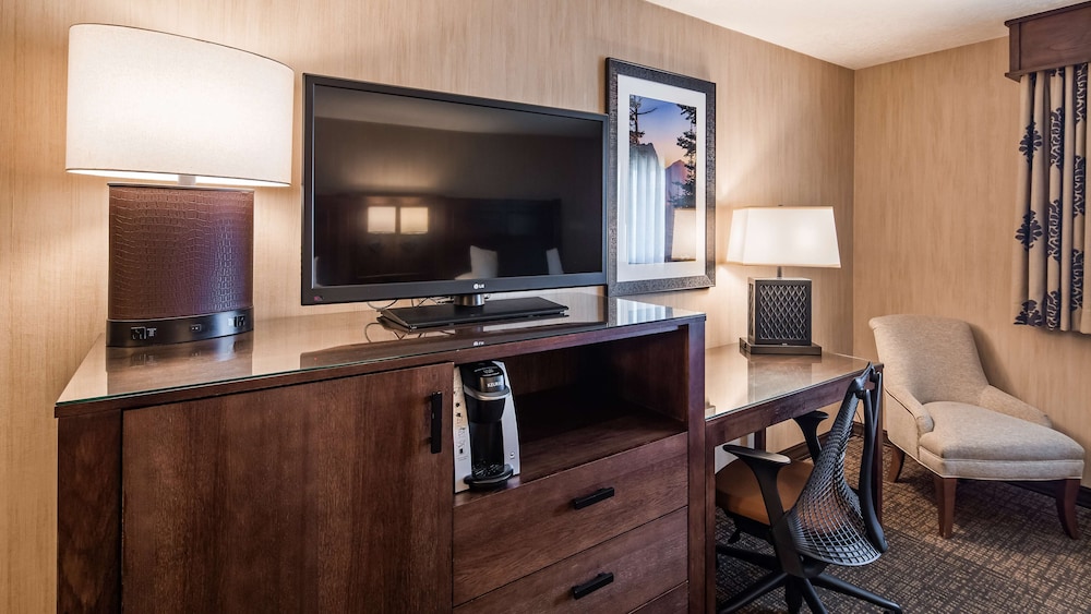 Best Western Plus Flathead Lake Inn And Suites 63/74