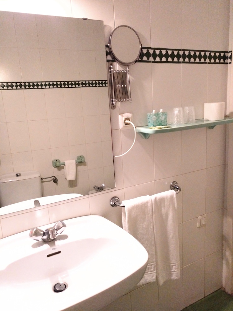 Hotel Simon 13/66