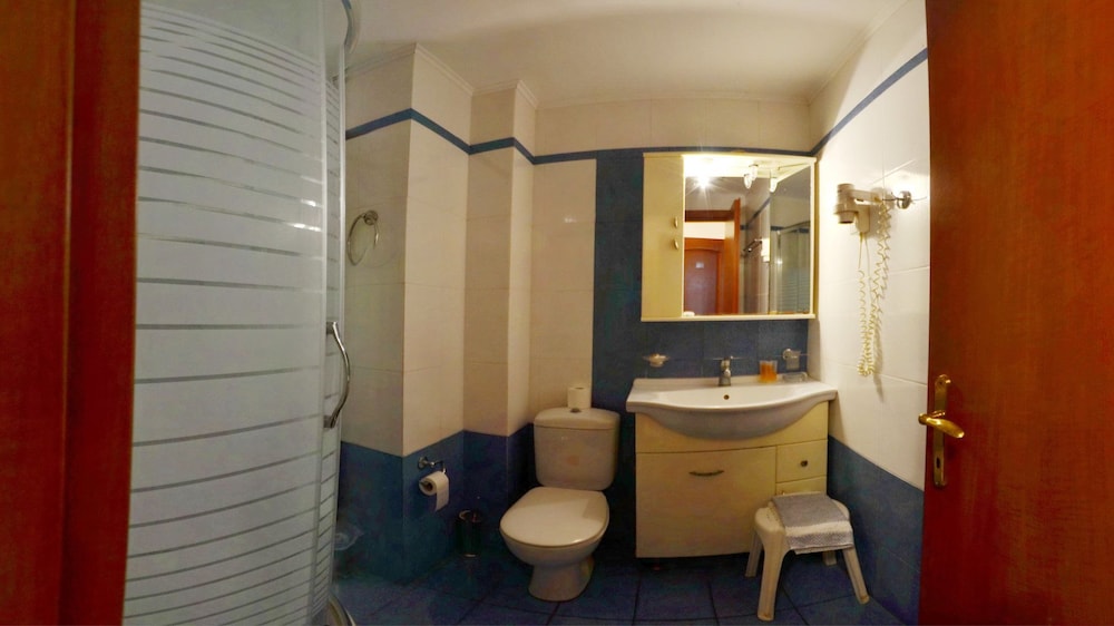 CASA BLUE HOTEL 55/60