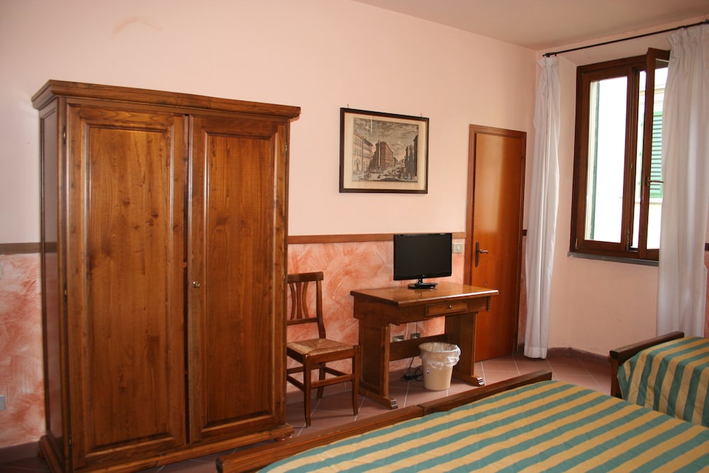 Hotel Monica 26/43