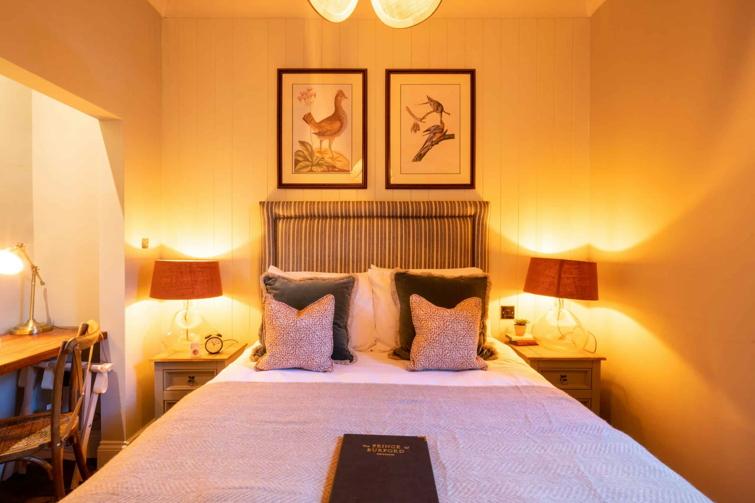 The Cotswold Gateway Hotel 8/25
