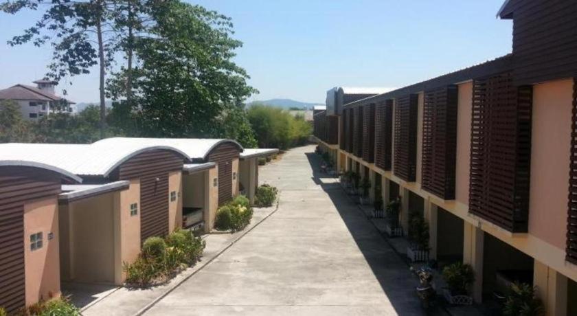 Pr Resort Hat Yai 36/40