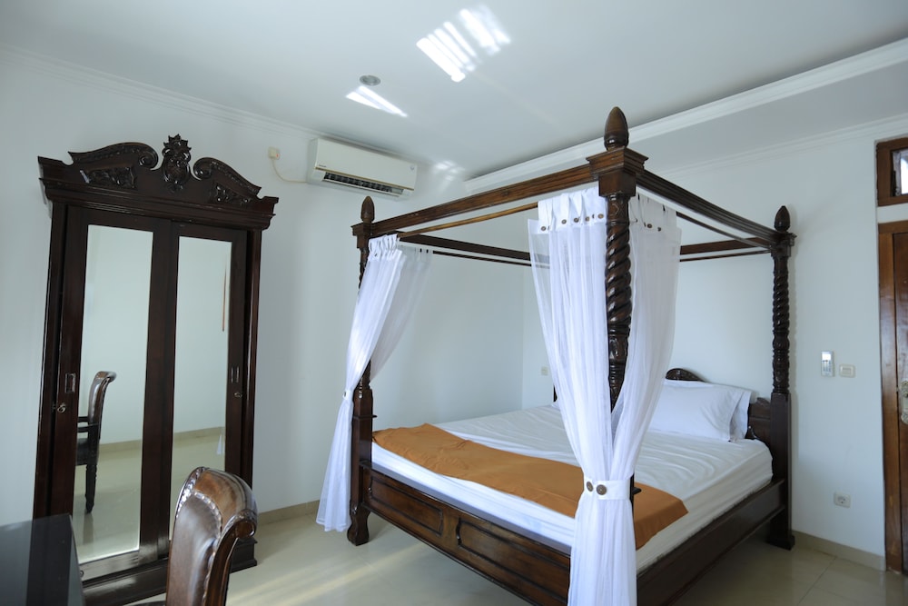 RedDoorz Plus near Lempuyangan Station 4 21/42