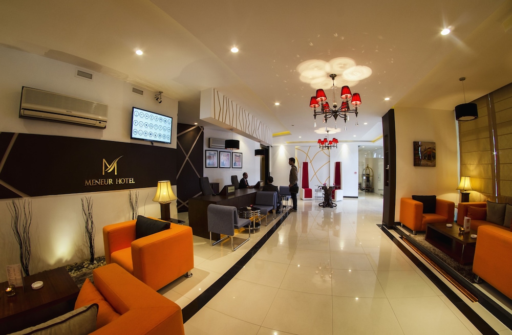 Meneur Hotel 17/29