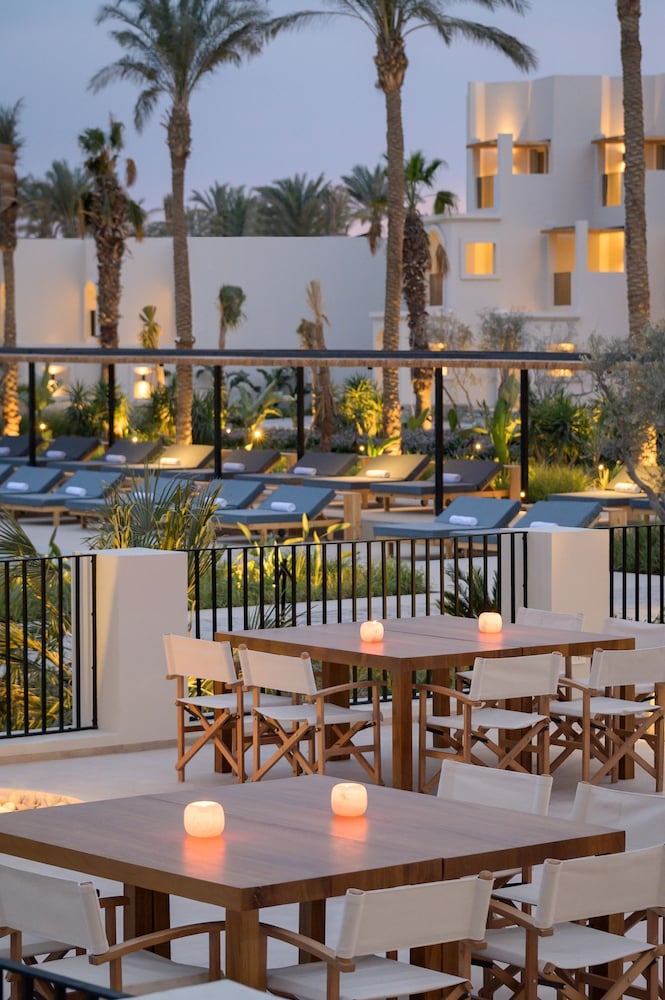 Serry Beach Resort 55/68