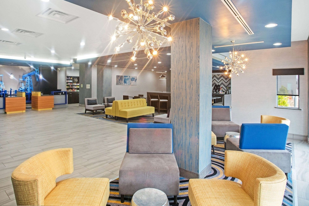 La Quinta Inn & Suites By Wyndham Ponca City 9/45